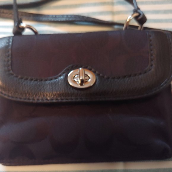 Coach Cloth Cross-body - Picture 2 of 6